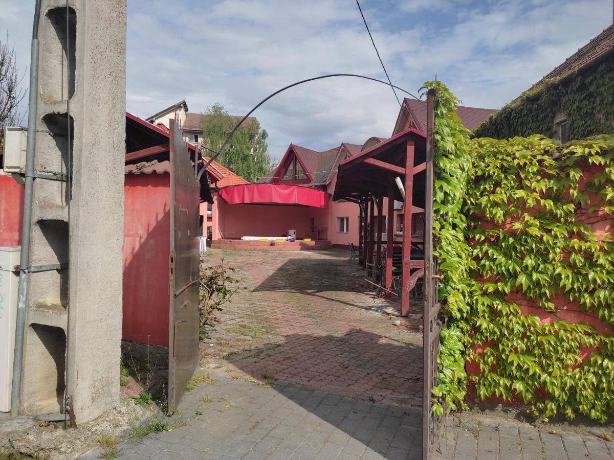 Calypso Rooms Făgăraş Dış mekan fotoğraf